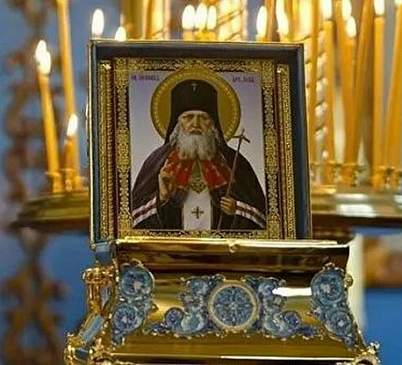В Петербург прибудет ковчег с мощами святителя Луки Крымского