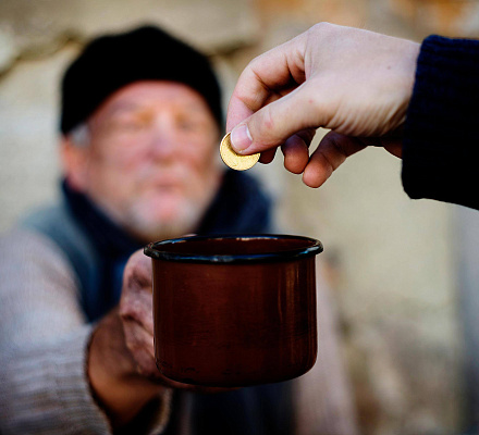 Almosenspenden sind in Russland seltener geworden