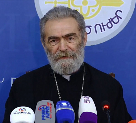 Von Katholiken aller Armenier wird erwartet, dass sie Berg-Karabach besuchen