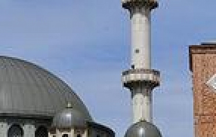 Kahramanlar Mosque