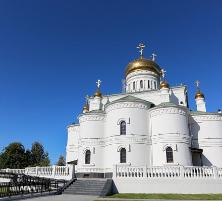 Eine Ikone auf dem Berg Athos strömt Myrrhe in den Astrachan-Tempel