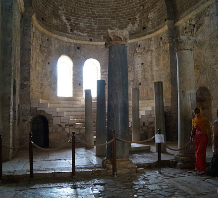 Ein unterirdischer Raum im türkischen Demre könnte das Grab des Heiligen Nikolaus des Wundertäters sein