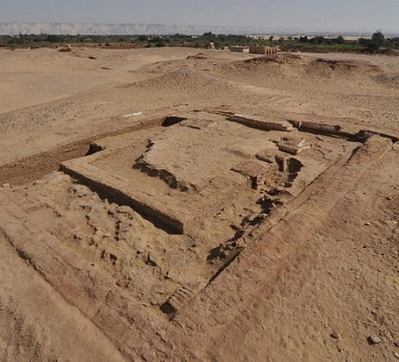 В Египте археологи раскопали базилику IV века с уникальными захоронениями