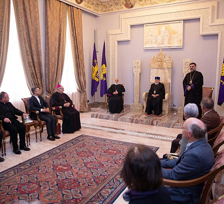 Католикос Всех Армян принял главу австрийской епархии Грац-Зецкау и паломников