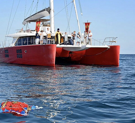 В Севастополе начался Морской крестный ход