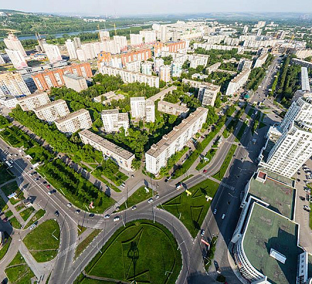 Die Wladimir-Kirche wird am Tag der Taufe der Rus in Nowokusnezk geweiht