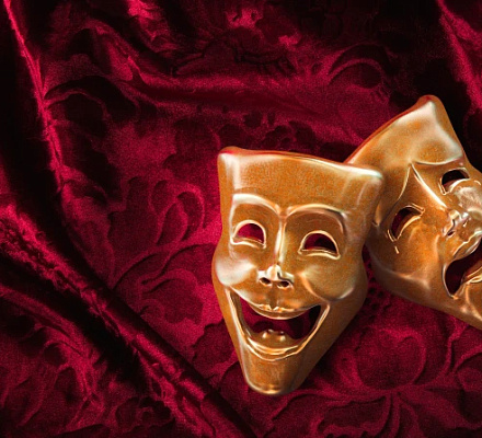 Нью-йоркский театр закрывается, поскольку архиепархия заявляет, что спектакли должны соответствовать церкви