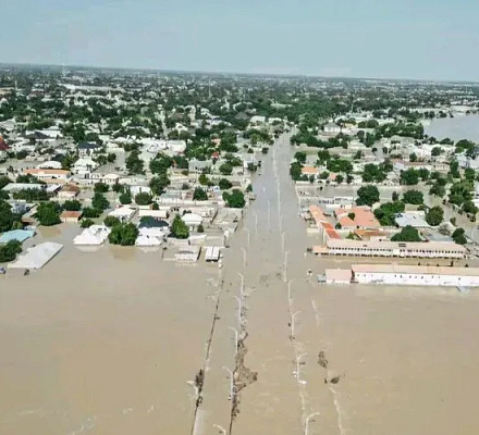 Нигерийская епархия призывает о помощи и молитвах после того, как тысячи людей были вынуждены покинуть свои дома из-за наводнений