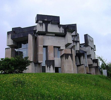 Dreifaltigkeitskirche, erbaut von Wotruba