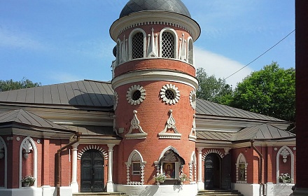 St.-Nikolaus-Kirche auf dem Verklärungsfriedhof in Moskau