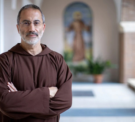 Воскресенье Слова Божьего: Эксперт по Писанию объясняет, почему Библия "современна", как правильно проповедовать