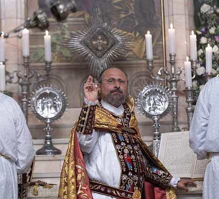 Армянский Константинопольский Орден совершил Святую Литургию в соборе
