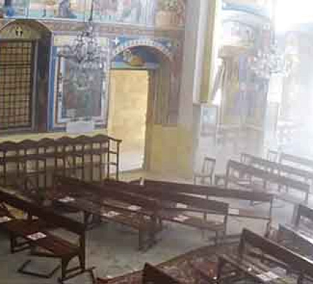 Der Altar der orthodoxen Kirche blieb nach der Explosion in Beirut intakt
