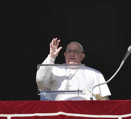 Папа Франциск: Семейный диалог побеждает цифровое отвлечение