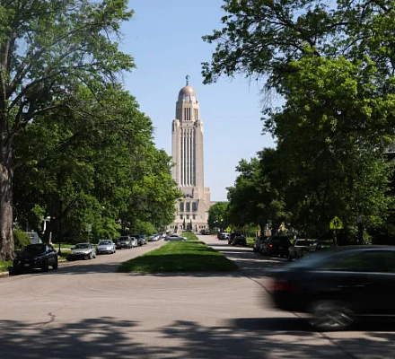 Оплачиваемый больничный лист на голосовании в Небраске: Что должны знать католики