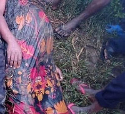 Уганда: мусульманка, подсыпавшая яд христианской супружеской паре, нечаянно отравила и собственную дочь