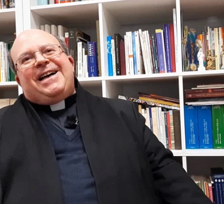 Папа Франциск - сторонник народного благочестия, считает эксперт