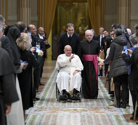 Папа Франциск: Теология может быть "проводником в путешествии" через кризис среднего возраста