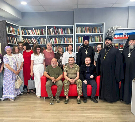 Делегация Издательского Совета провела культурно-просветительские встречи в Ровеньковской и Горловской епархиях