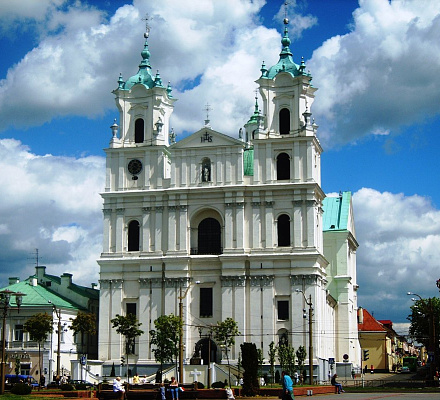 Der Rektor der orthodoxen Kathedrale von Grodno kam zur Kirche, um die katholische Gemeinde der Stadt zu unterstützen