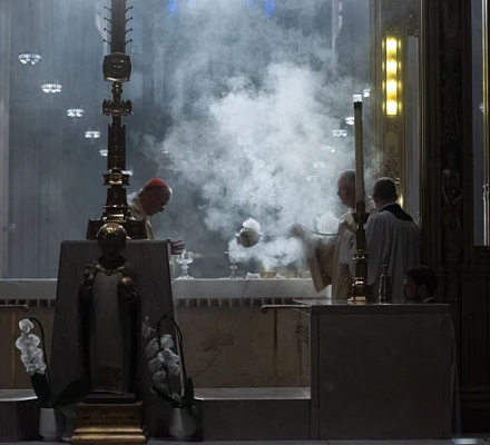 По данным опроса Gallup, многие американцы считают, что США становятся более религиозными