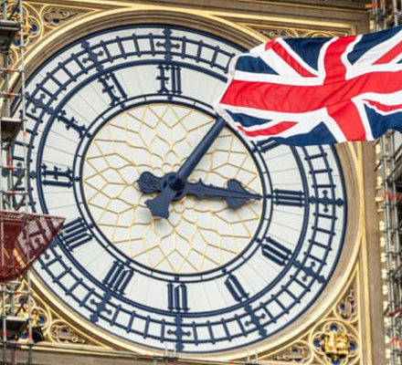 Während der Quarantäne begannen die Einwohner Großbritanniens häufiger zu beten