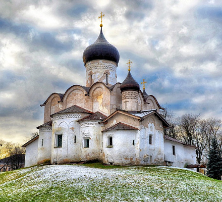 Die Tempel von Pskow erscheinen auf der Soundkarte 'Alte heilige Räume im Nordwesten Russlands'