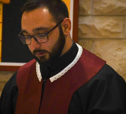 ОБНОВЛЕНИЕ: Священник маронитской католической церкви оправляется от ран после нападения на ректорский дом в Филадельфии