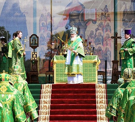 Am 17. Juni, dem Tag der Erinnerung an die Heiligen des Wologda-Landes, endete der zweitägige Besuch des Patriarchen Kirill in der Wologda-Region.
