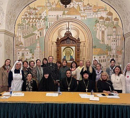 На Рождественских чтениях прошла работа секции «Актуальные направления помощи детям-сиротам: подготовка и поддержка приемных семей»