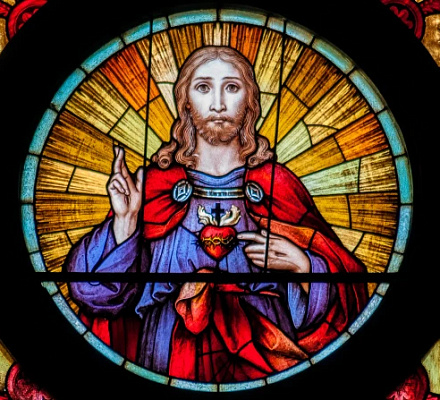 Архиепископ Броглио приглашает верующих к молитве с энцикликой Папы Франциска о Святом Сердце