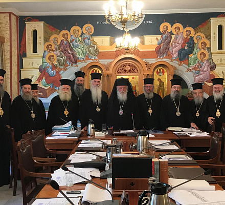 Die griechische Kirche erkennt Yoga als mit dem Christentum unvereinbar an